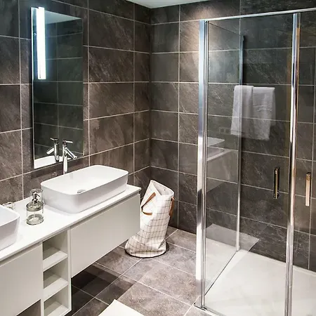 Winter - Excellent - Ae 301 Apartment *